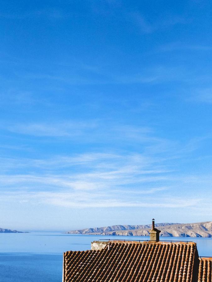 Novouredeni Stan S Balkonom I Pogledom Na More Senj  Dış mekan fotoğraf